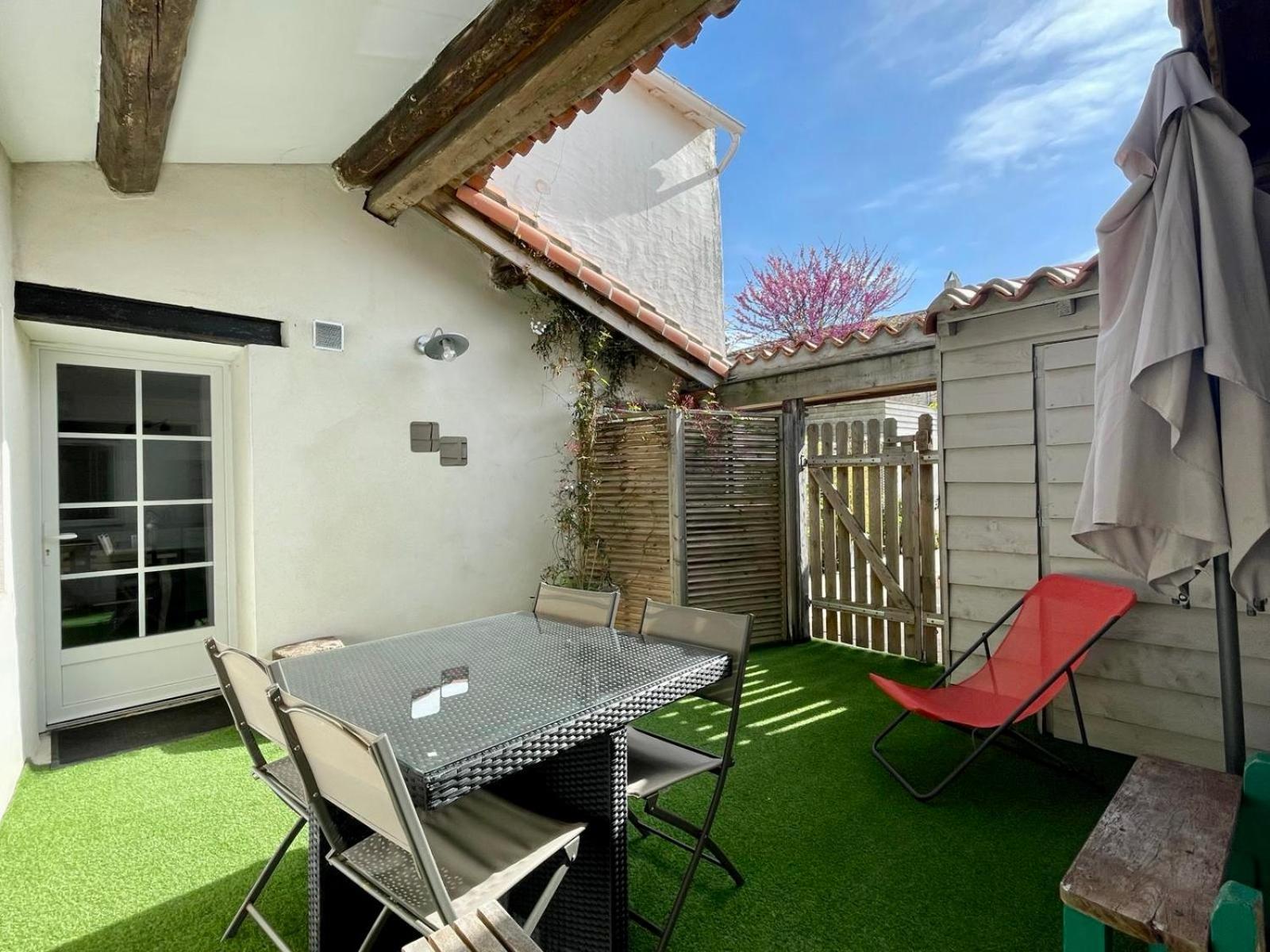 Beau T3 *** Pour 2 A 4 Pers Avec Patio Privatif Apartment La Couarde-sur-Mer Exterior photo